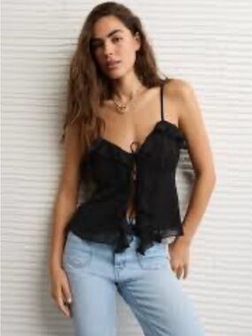 American Eagle Ruffle Tie-Front Cami Top size large, NWT